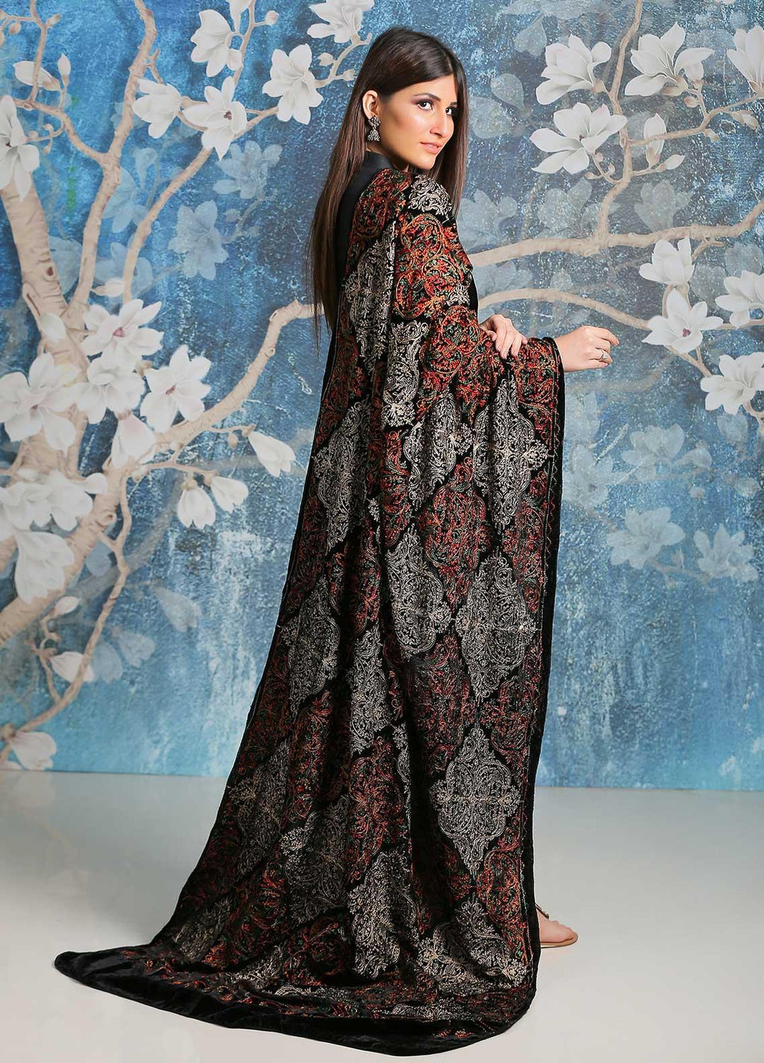 Sanaulla Exclusive Range Embroidered Pashmina  Shawl SU21PP AKP-03 Black - Pure Pashmina Shawls