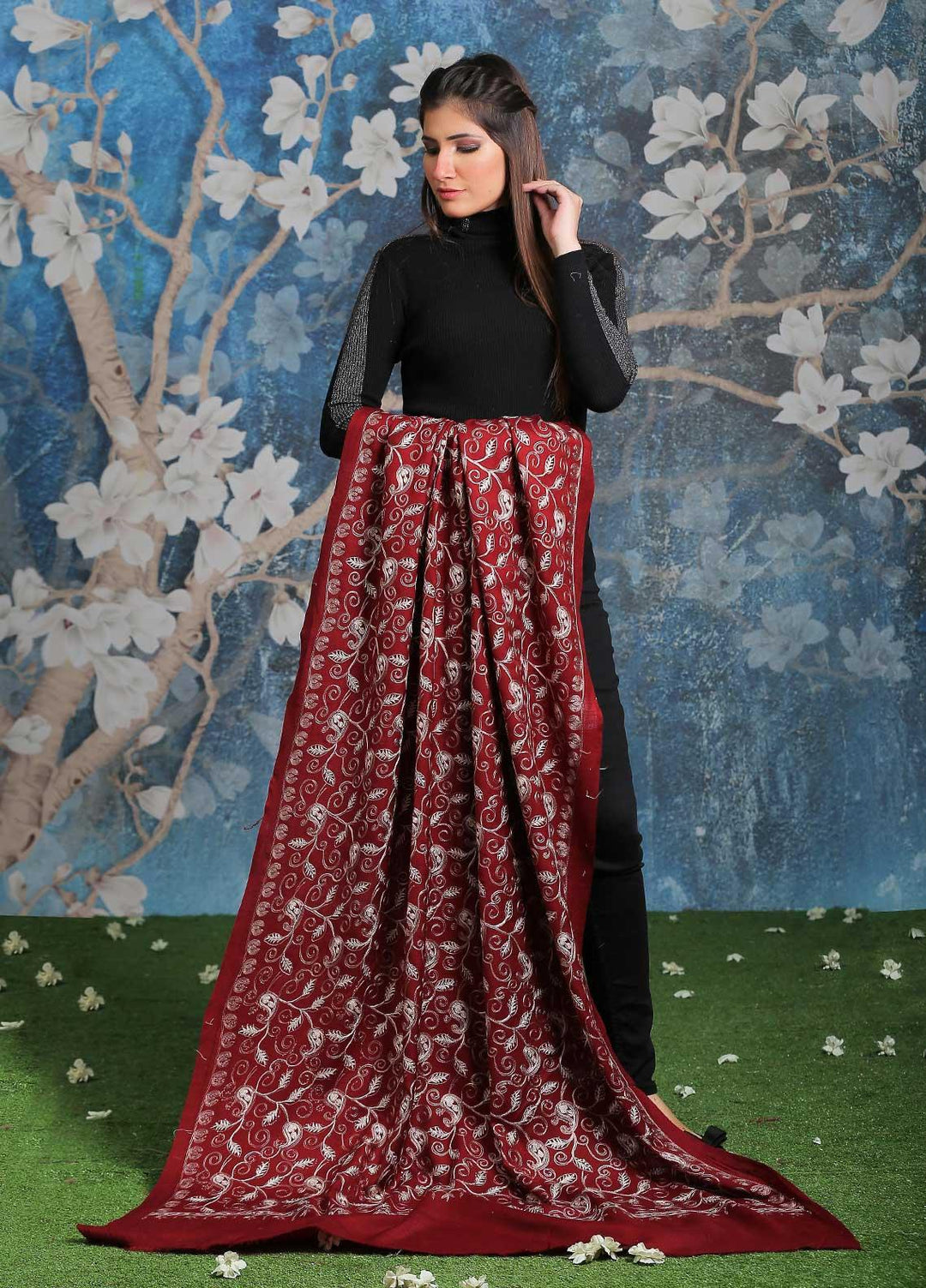 Sanaulla Exclusive Range Embroidered Pashmina  Shawl SU21PP MIR-16 Black 2 - Pure Pashmina Shawls