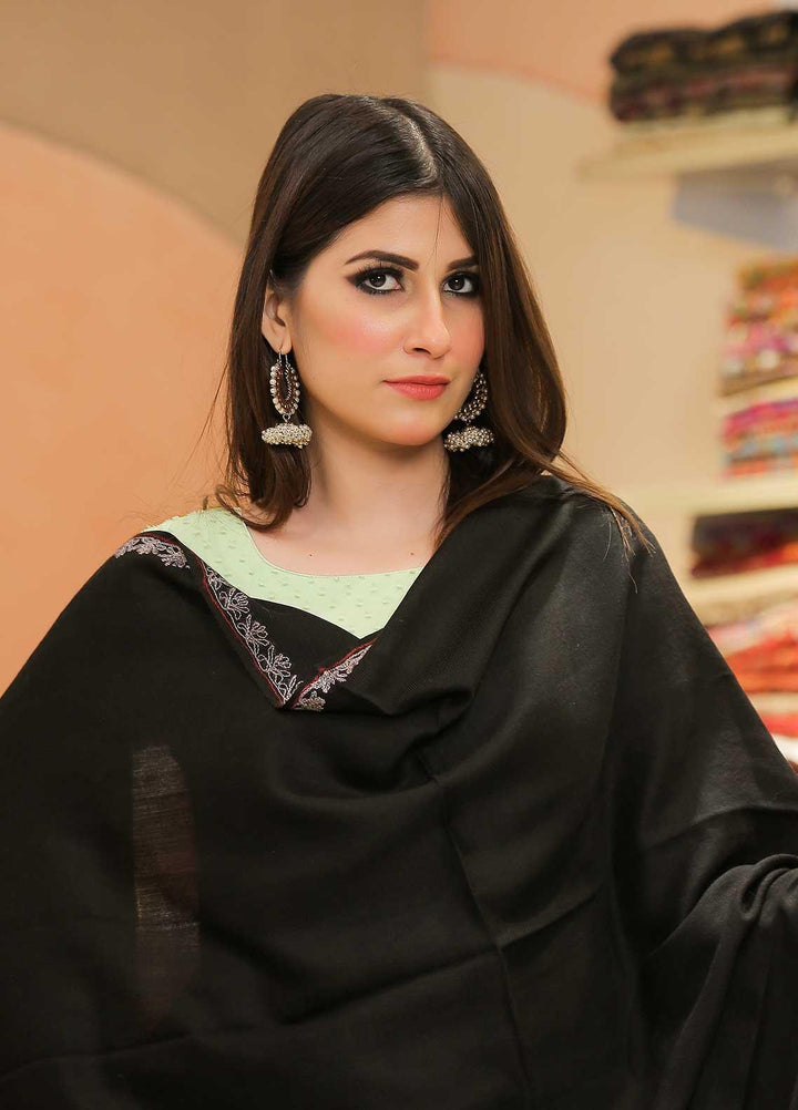 Sanaulla Exclusive Range Pashmina Shawl SU21PP AKP-05 Black-1 Pure Pashmina Shawls