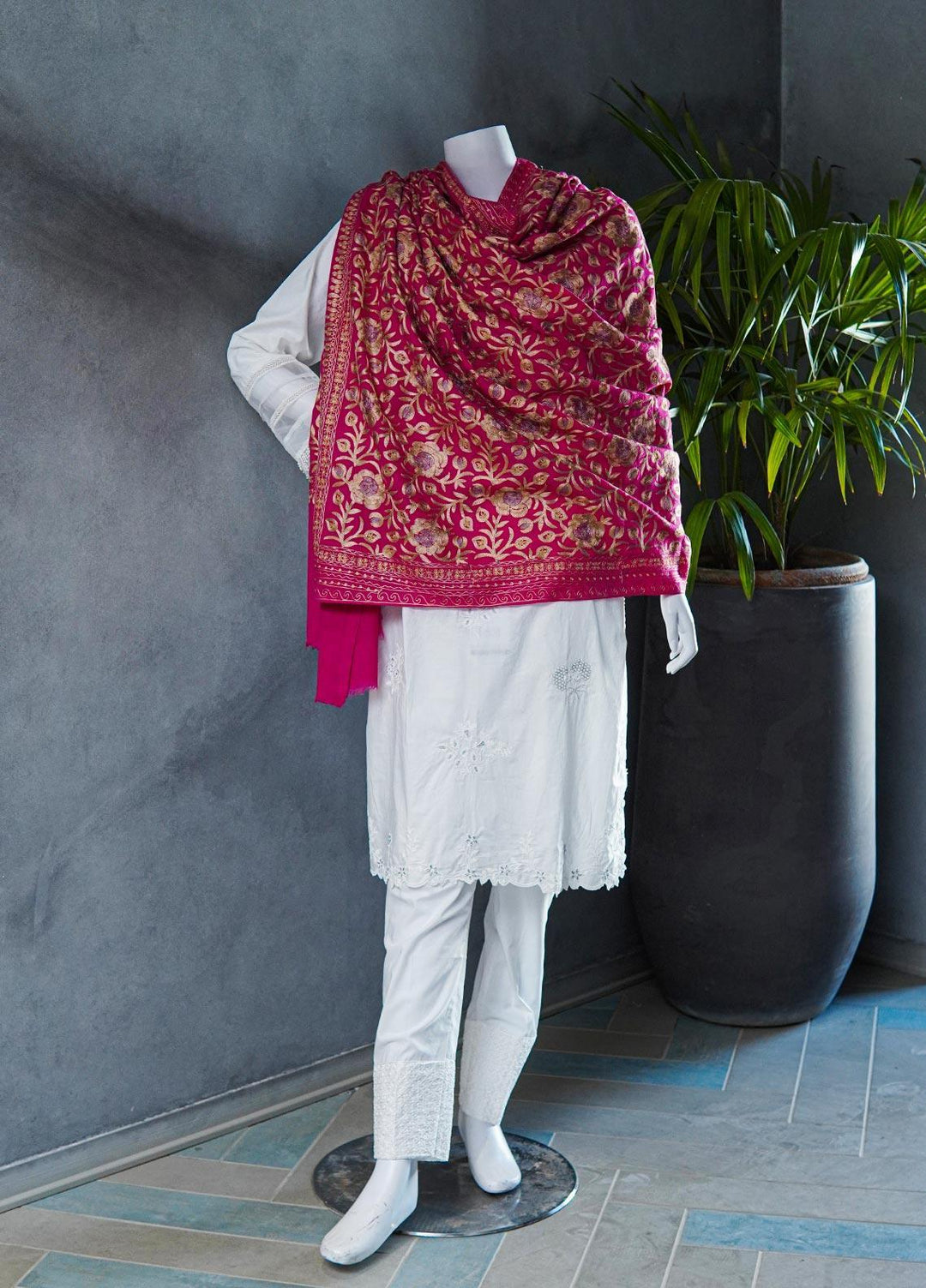 Sanaulla Exclusive Range  Pashmina  Shawls MAMA-36 Pink - Pashmina Shawls