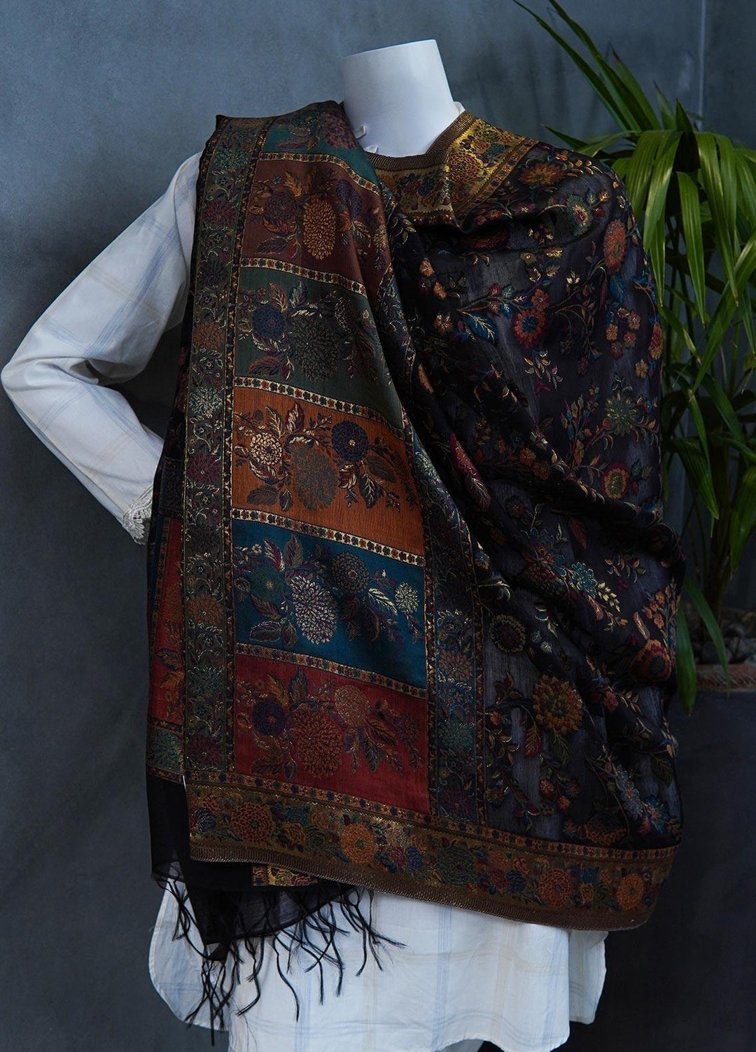Sanaulla Exclusive Range  Pashmina  Shawls MAMA-11 Multi-10 - Pashmina Shawls