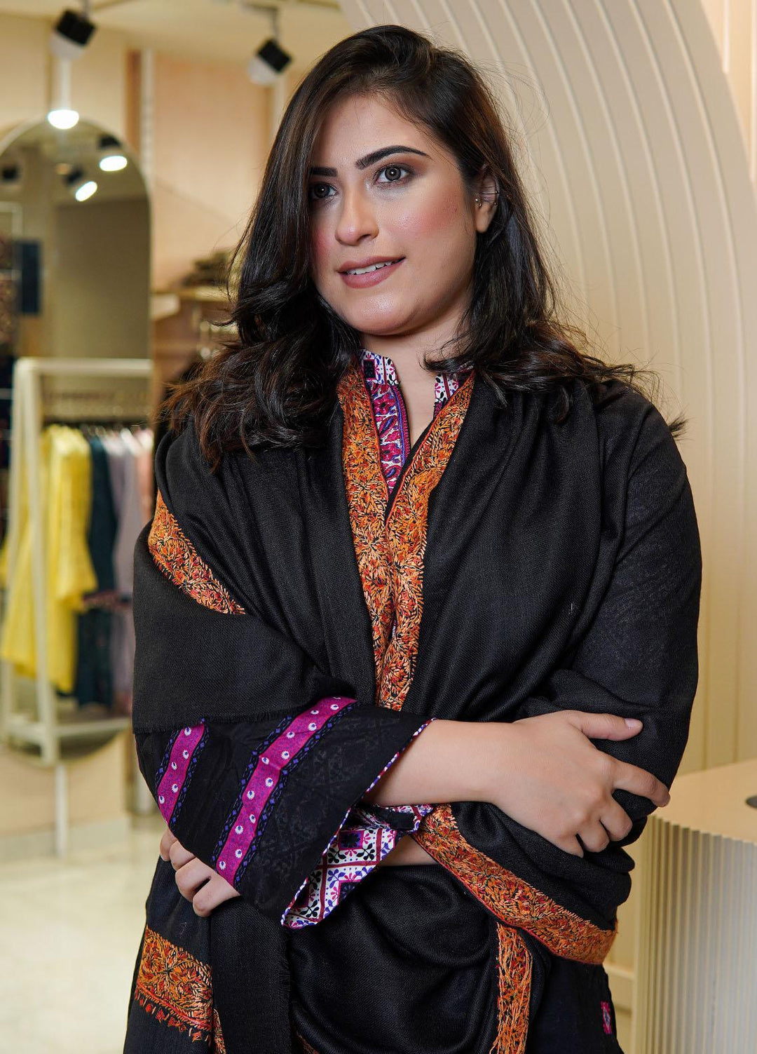 Sanaulla Exclusive Range  Pashmina  Shawls MAMA-16 Black-4 - Pashmina Shawls