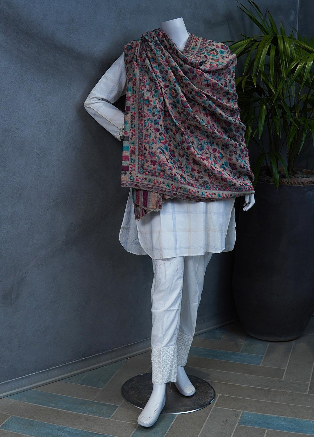 Sanaulla Exclusive Range  Pashmina  Shawls MAMA-10 Multi-3 - Pashmina Shawls