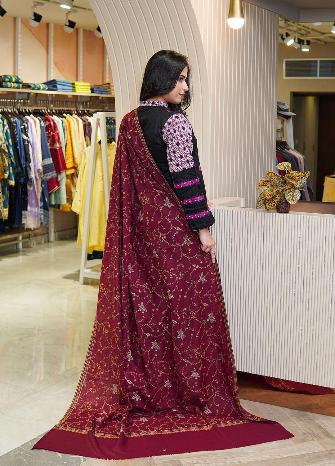 Sanaulla Exclusive Range  Pashmina  Shawls MAMA-21 Maroon-1 - Pashmina Shawls