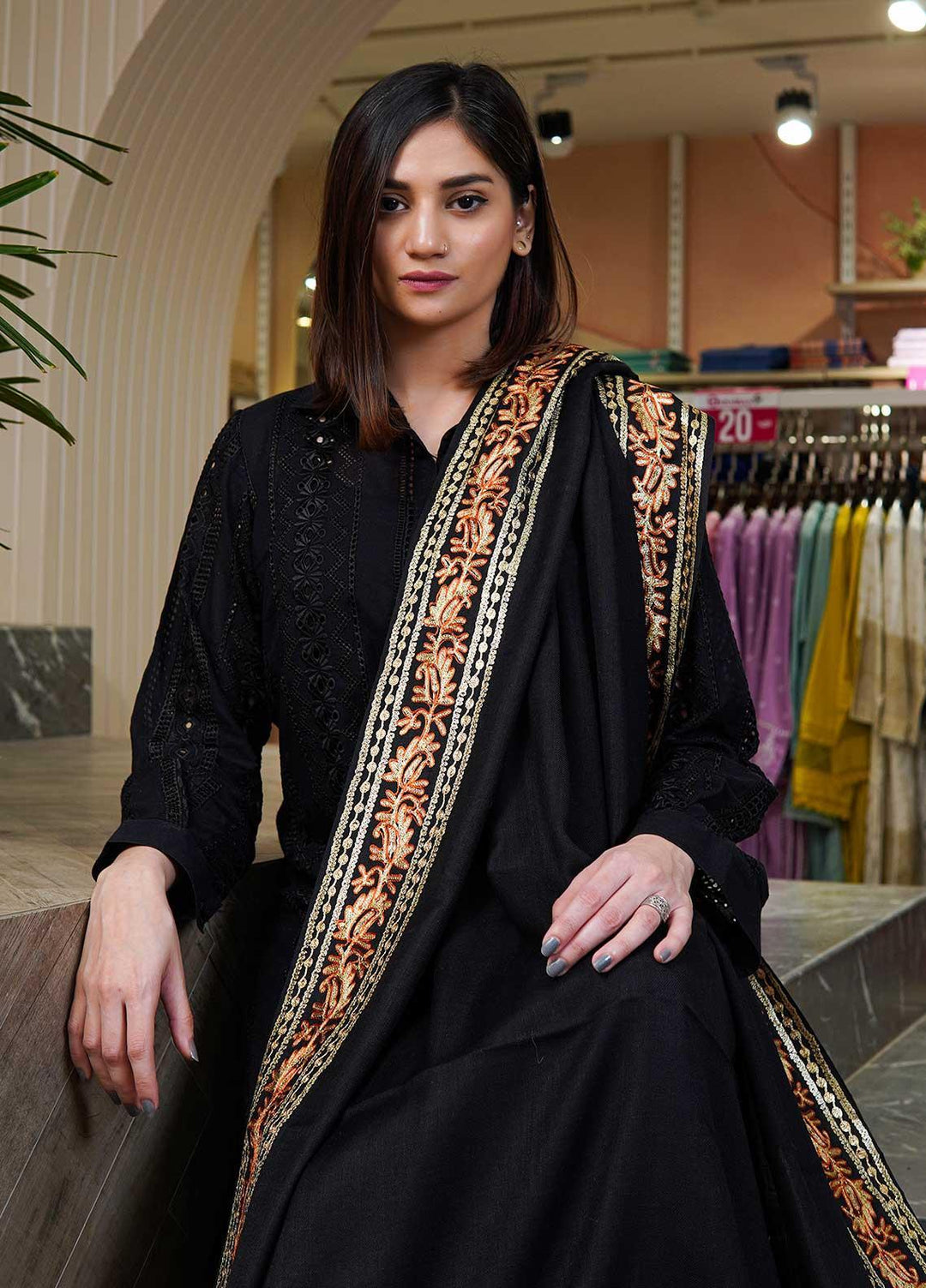 Sanaulla Exclusive Range  Pashmina  Shawls MAMA-27 Black-3 - Pashmina Shawls