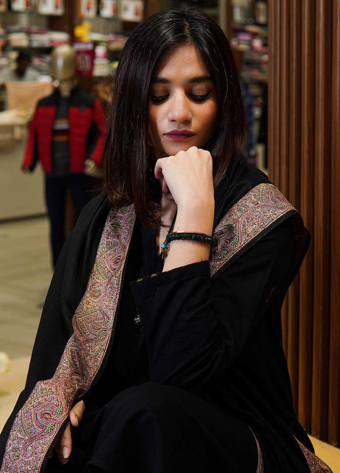 Sanaulla Exclusive Range  Pashmina  Shawls MAMA-31 Black-1 - Pashmina Shawls