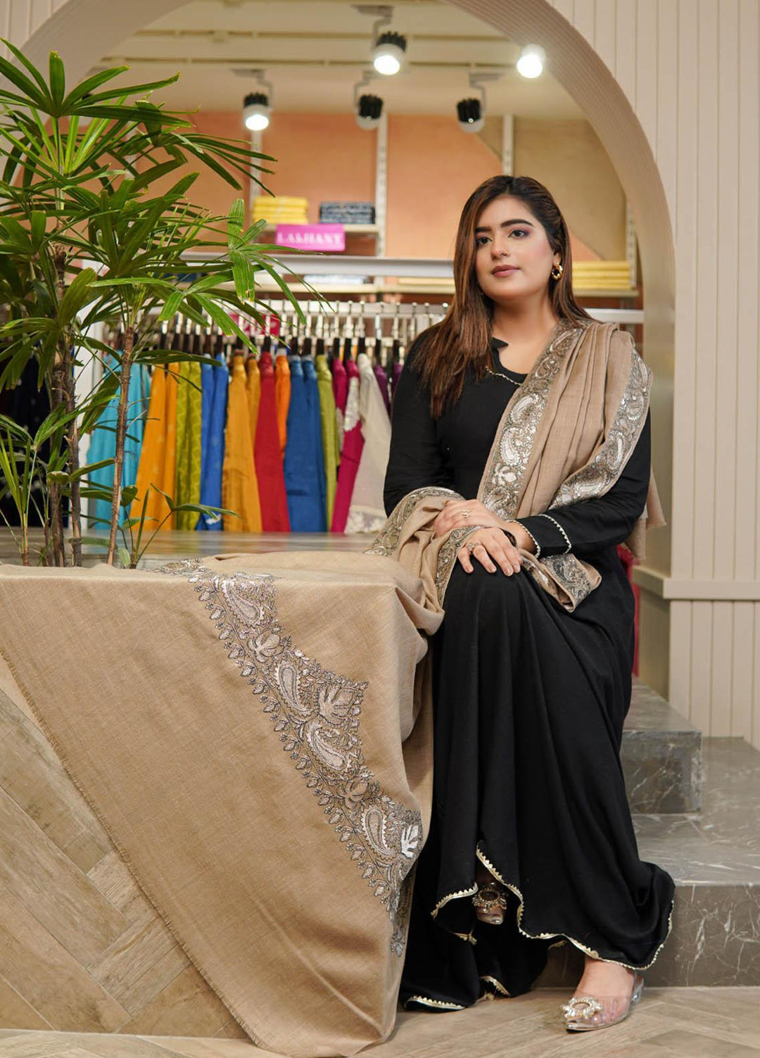 Sanaulla Exclusive Range  Pashmina  Shawls Zarri Pasily Chanar Boder Jw KPS-57 Brown-02 - Pashmina Shawls