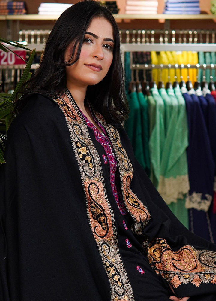 Sanaulla Exclusive Range  Pashmina  Shawls Nalki Zarri Kaalah Dour Hw KPS-36 Black01 - Pashmina Shawls