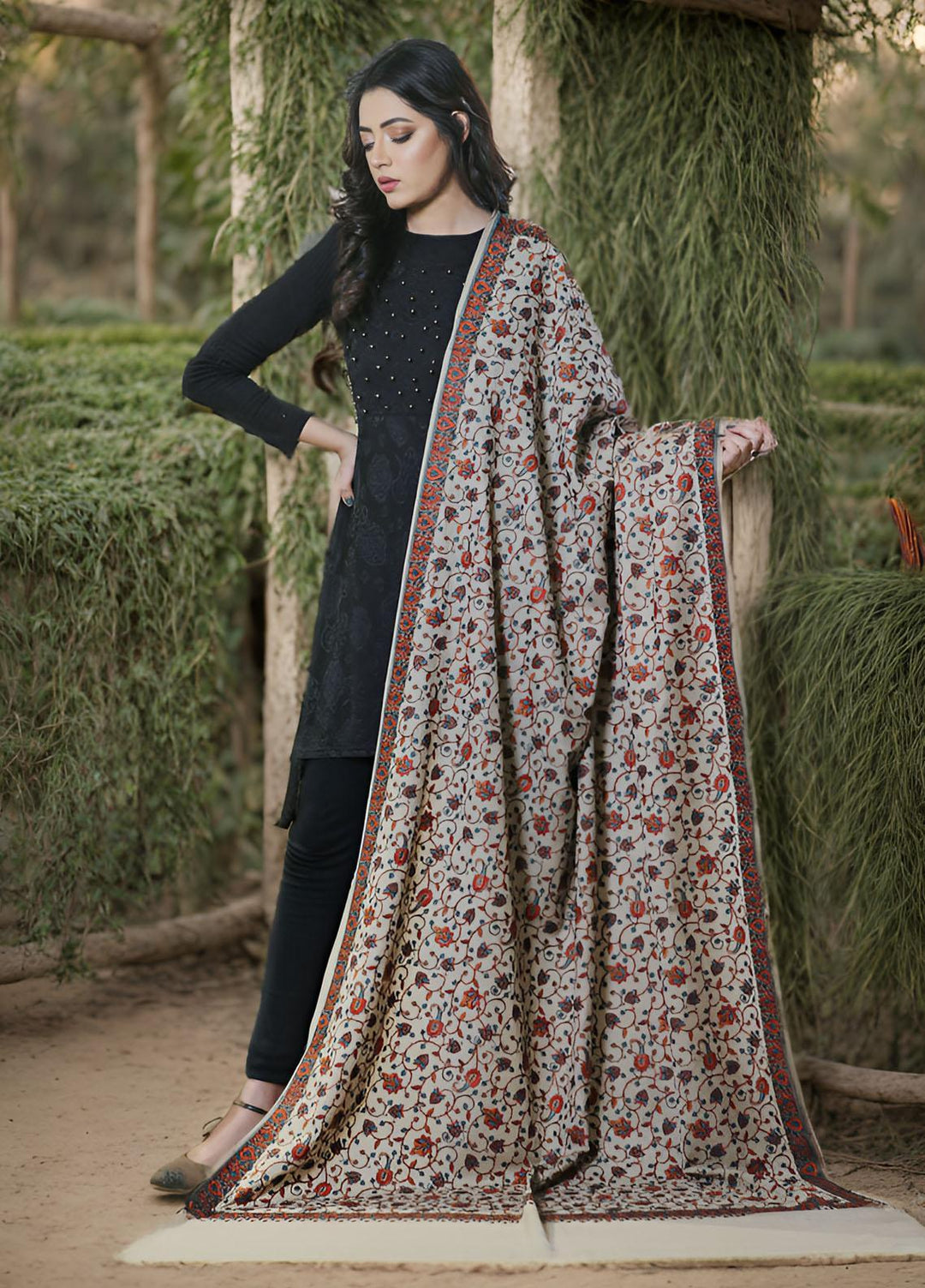 Sanaulla Exclusive Range  Pashmina  KPS 781 D-59 Brown - Women Shawls