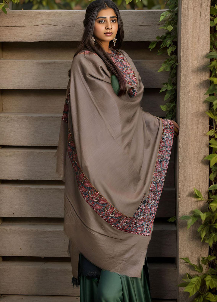 Sanaulla Exclusive Range  Pashmina  Mama D-18 D Brown 01 - Women Shawls