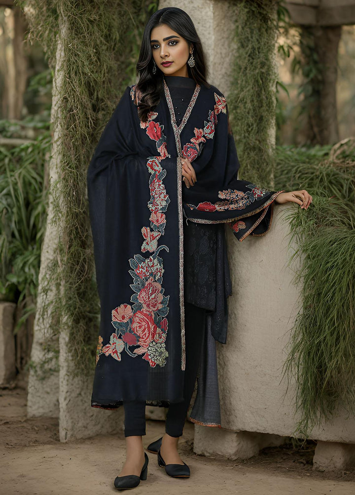 Sanaulla Exclusive Range  Pashmina  KPS 781 D-35 Black - Women Shawls