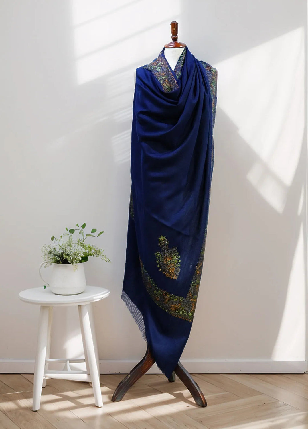 Sanaulla Exclusive Range Pashmina Shawl D-17 Navy Blue 5 - Winter Collection