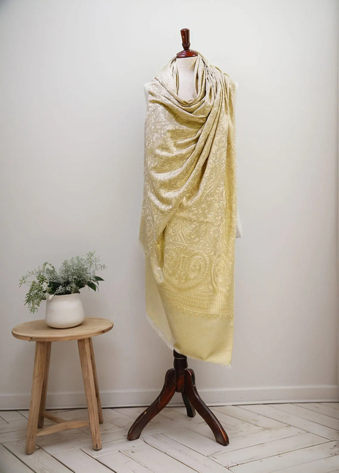 Sanaulla Exclusive Range Pashmina Shawl D-48 Light Grey 1 - Winter Collection