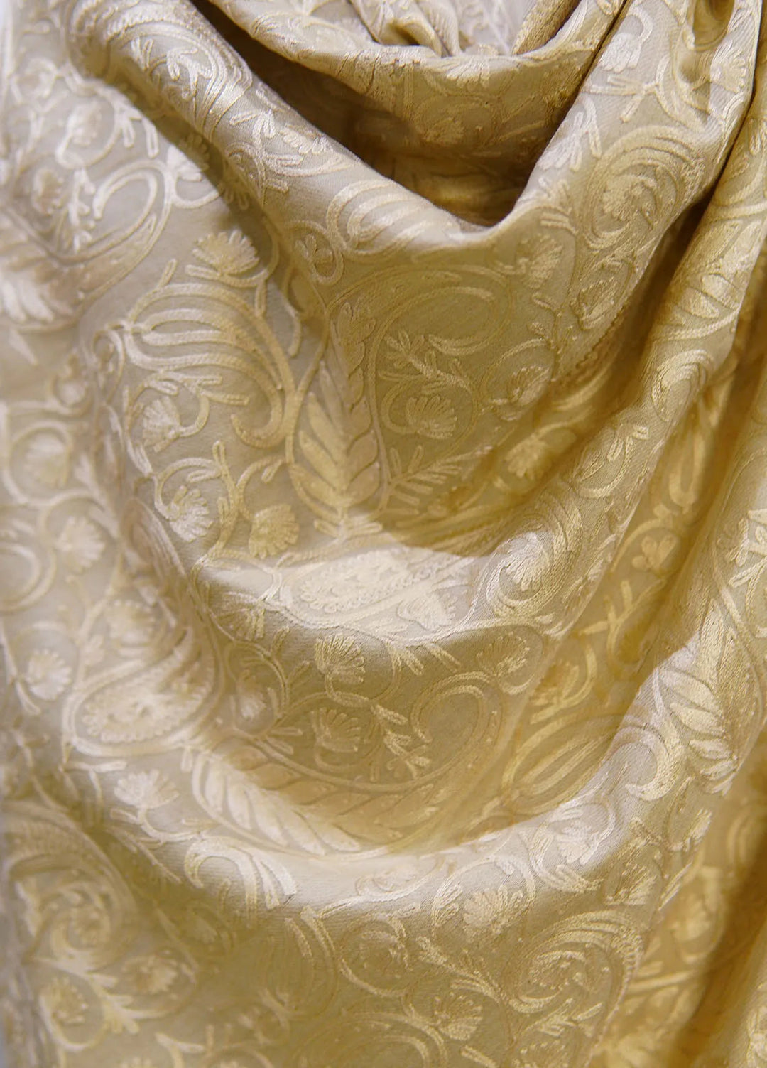 Sanaulla Exclusive Range Pashmina Shawl D-48 Light Grey 3 - Winter Collection