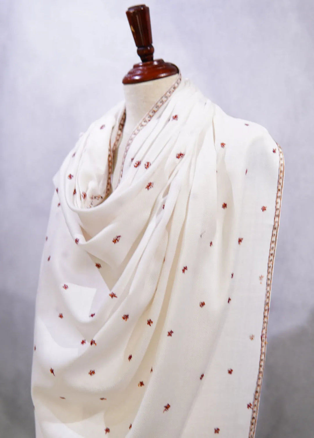 Sanaulla Exclusive Range Pashmina Shawl D-50 White - Winter Collection