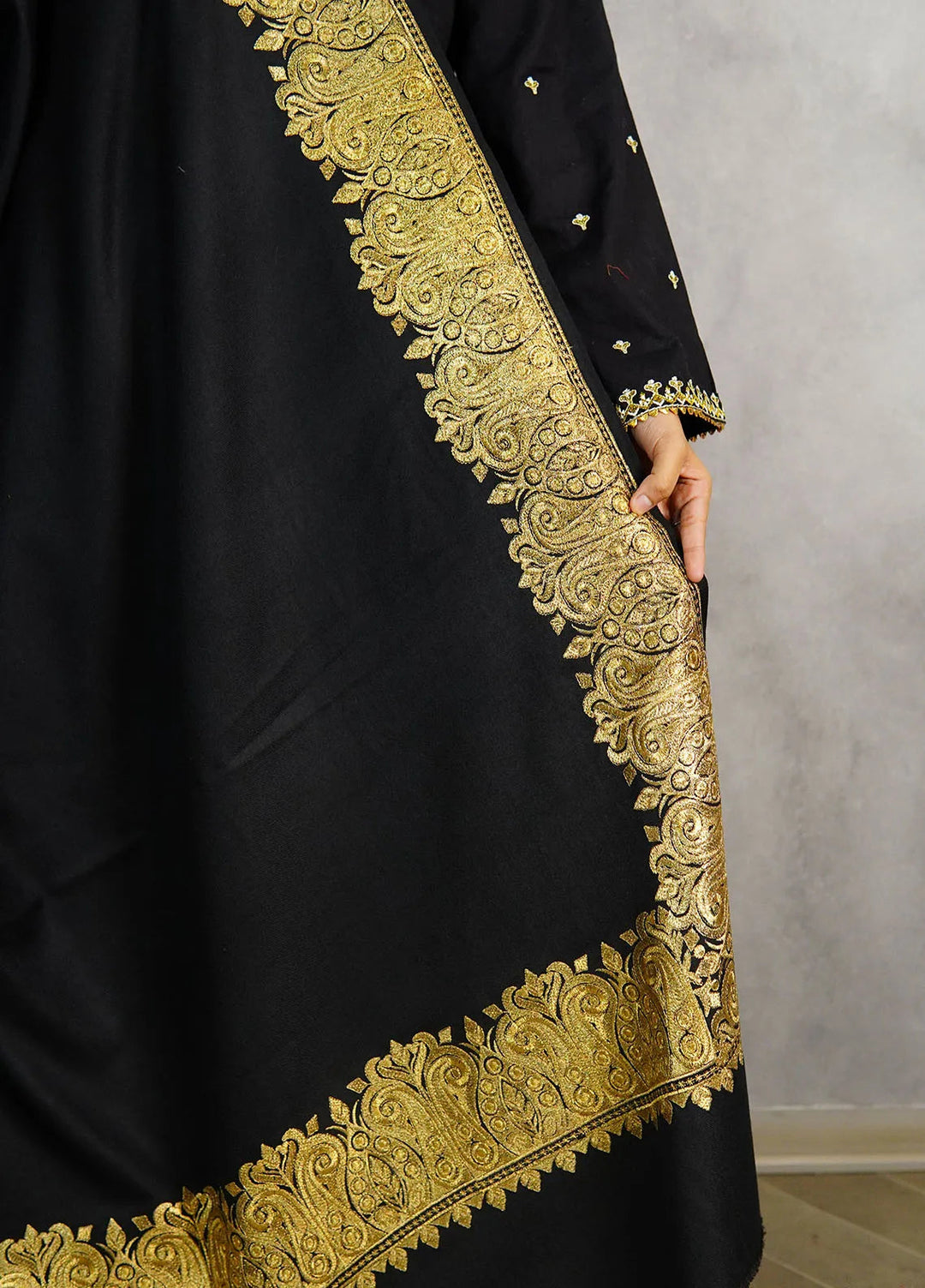 Sanaulla Exclusive Range Pashmina Shawl D-56 Black - Winter Collection