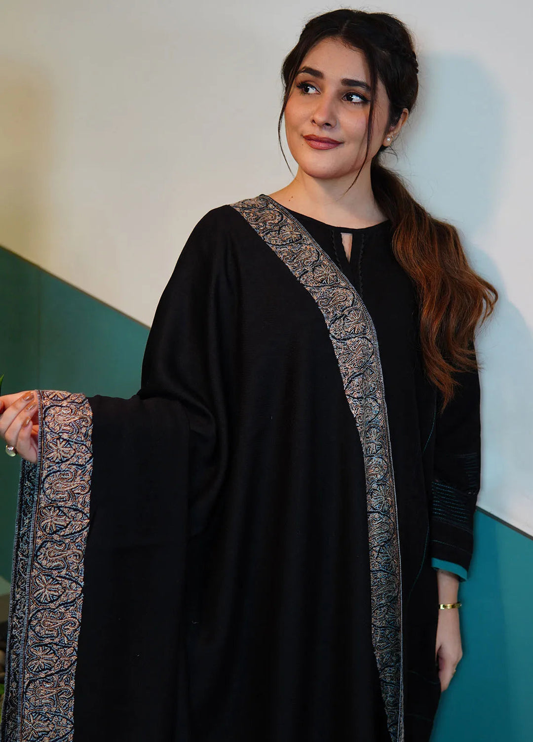 Sanaulla Exclusive Range Pashmina Shawl KPS D-128 Black 1 - Winter Collection