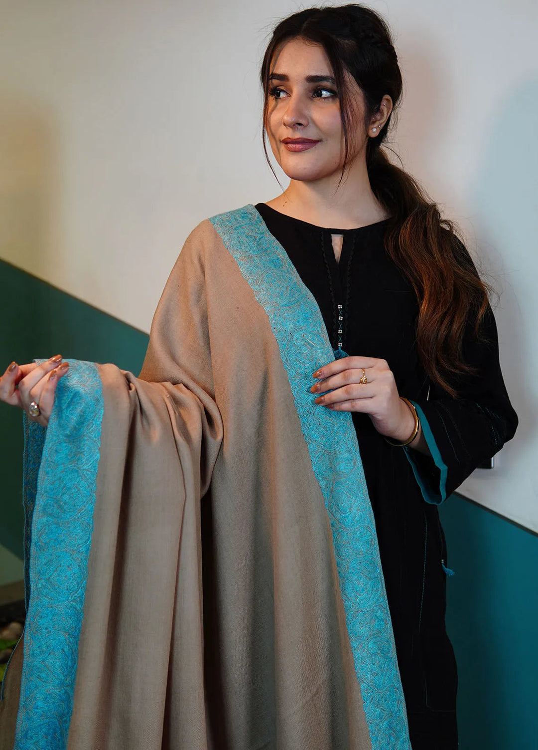 Sanaulla Exclusive Range Pashmina Shawl KPS D-128 Brown - Winter Collection