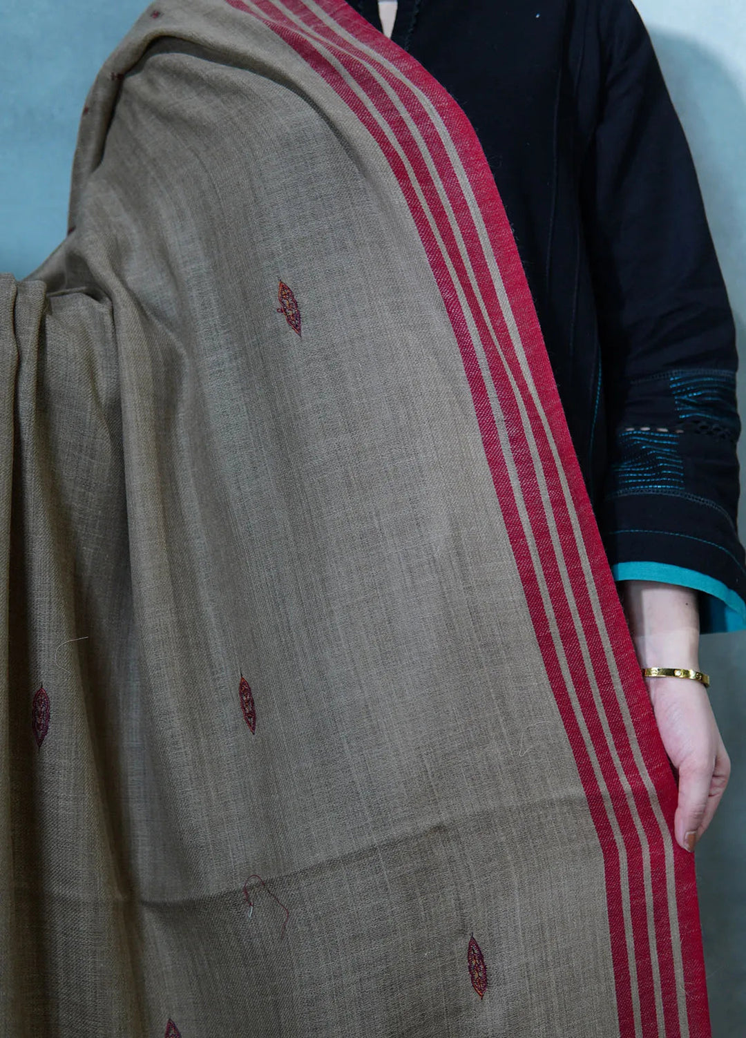 Sanaulla Exclusive Range Pashmina Shawl KPS D-2 Dark Brown 3 - Winter Collection