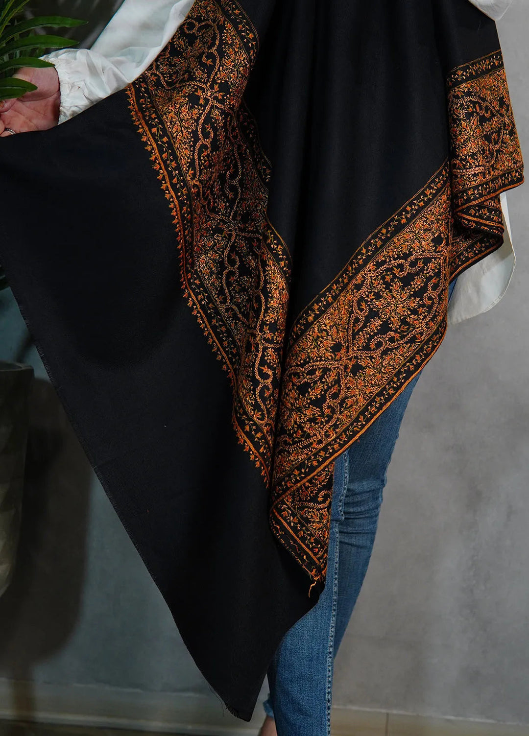 Sanaulla Exclusive Range Pashmina Shawl KPS D-33 Black - Winter Collection