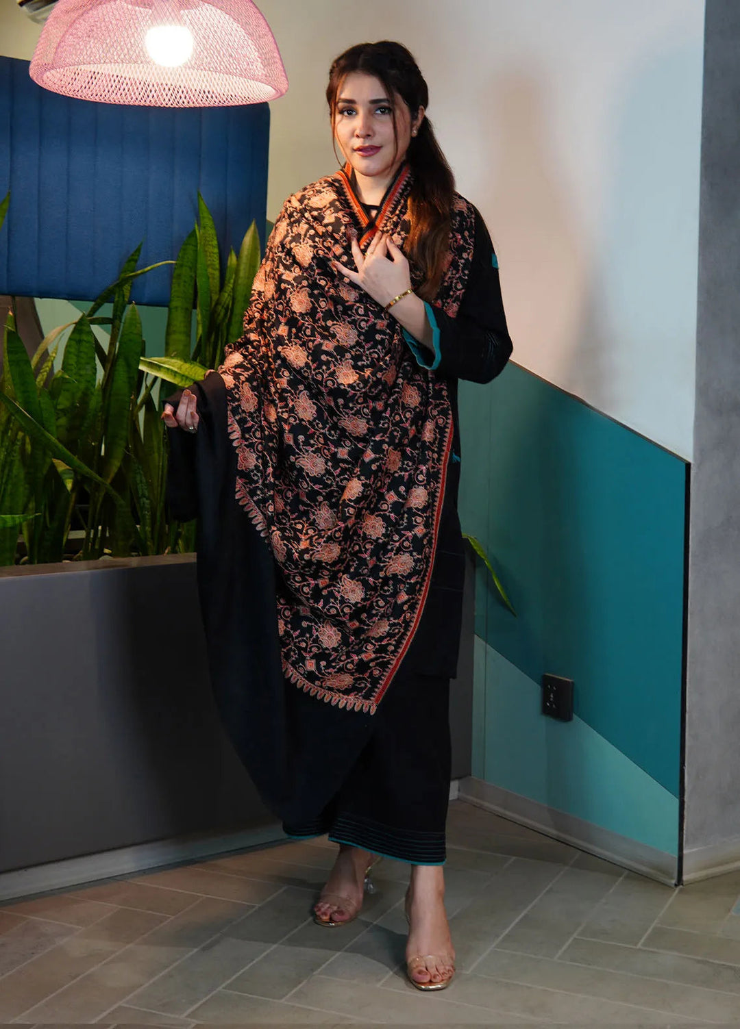 Sanaulla Exclusive Range Pashmina Shawl KPS D-34 Black - Winter Collection