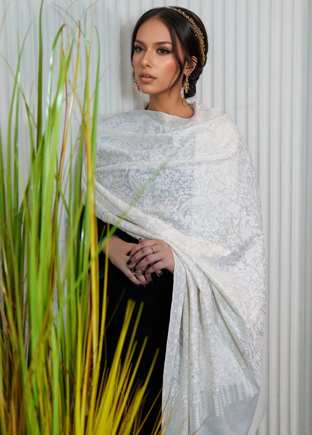 Sanaulla Exclusive Range Pashmina Shawl KPS D-35 Off White - Winter Collection