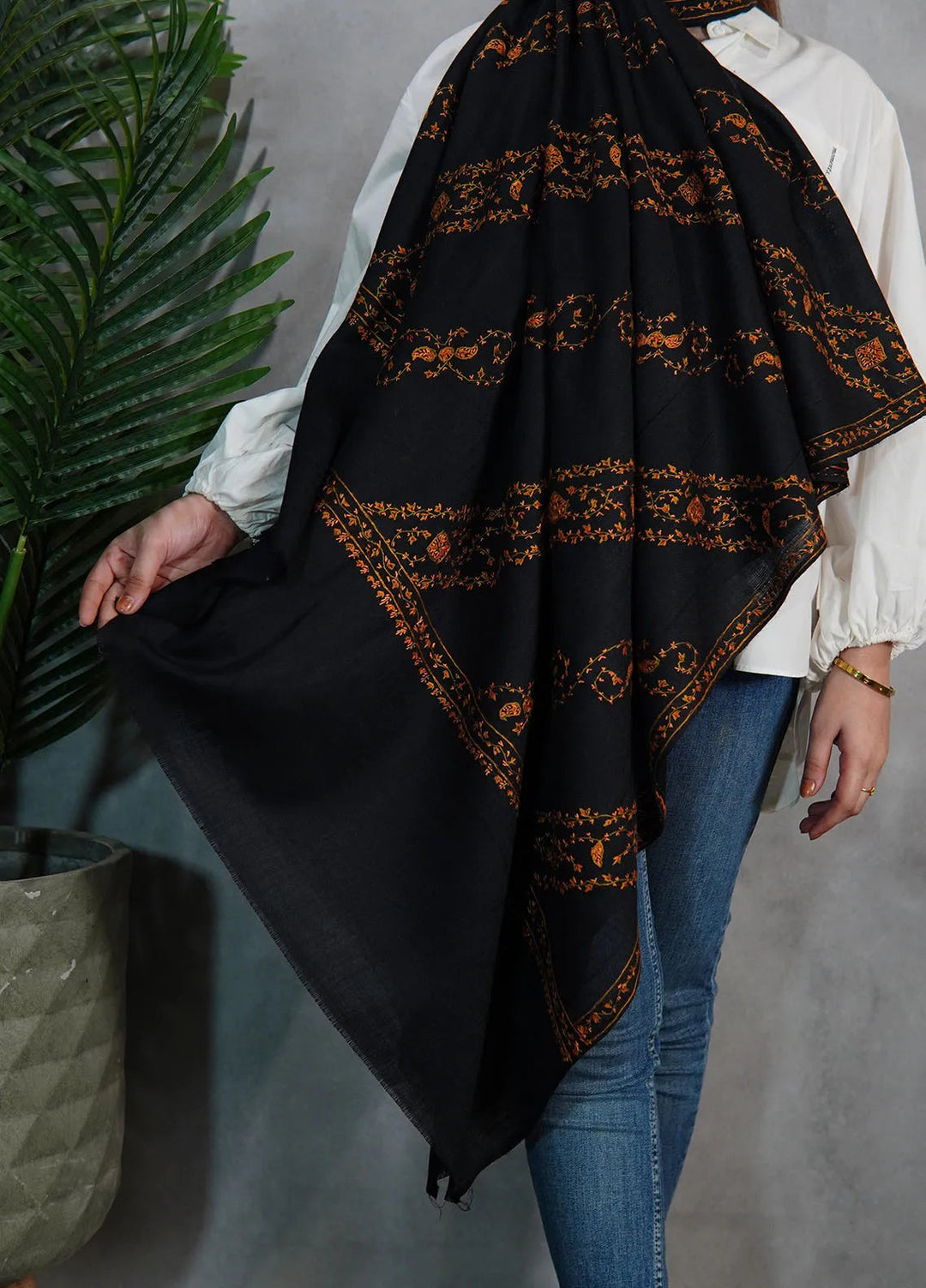 Sanaulla Exclusive Range Pashmina Shawl KPS D-39 Black - Winter Collection