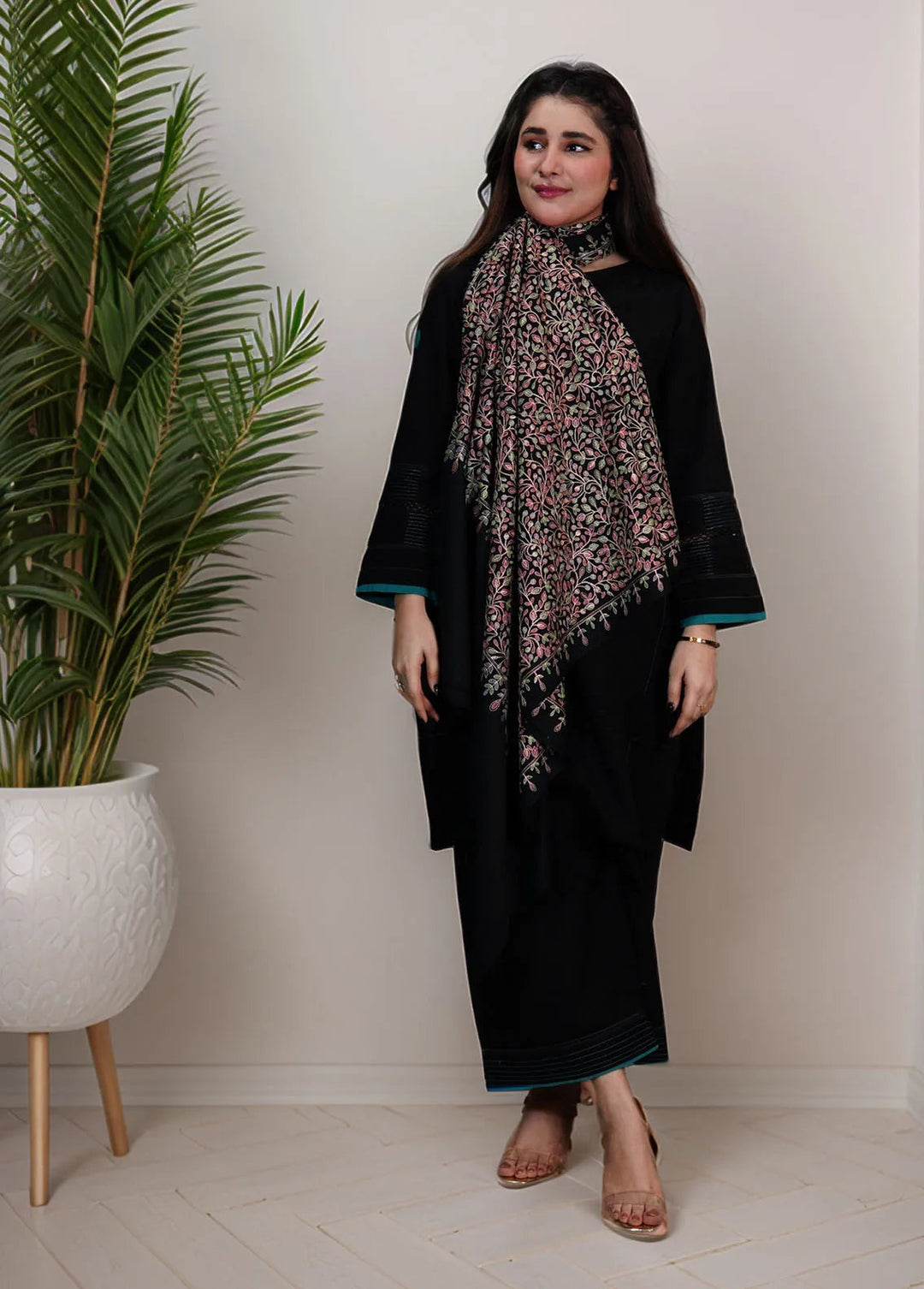 Sanaulla Exclusive Range Pashmina Shawl KPS D-53 Black - Winter Collection