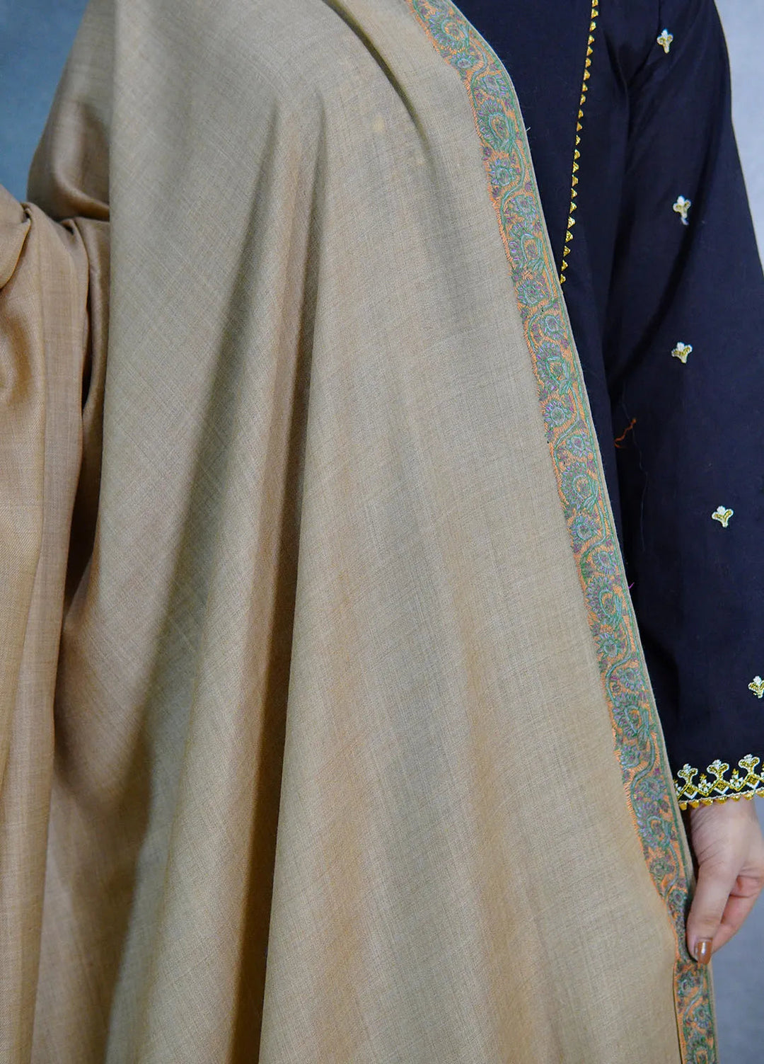 Sanaulla Exclusive Range Pashmina Shawl MAMA D-11 Brown - Winter Collection