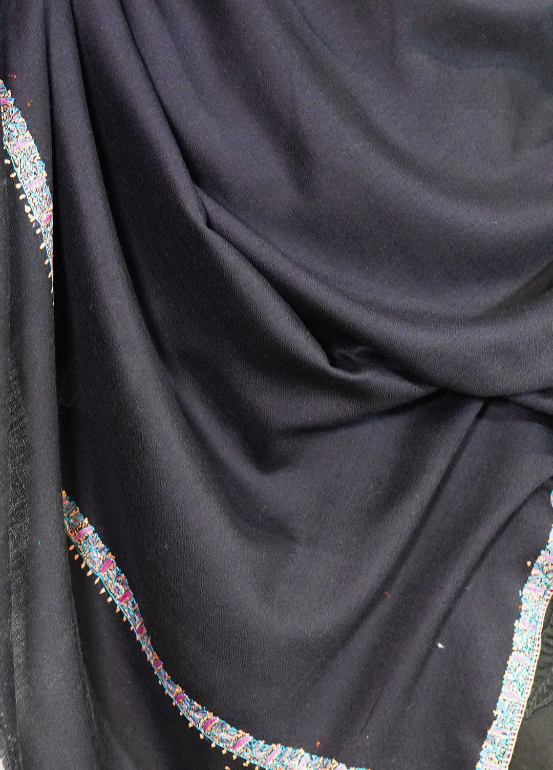 Sanaulla Exclusive Range Pashmina Shawl MAMA D-2 Black - Winter Collection