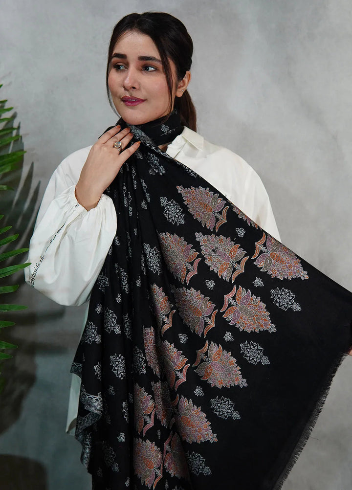 Sanaulla Exclusive Range Pashmina Shawl MAMA D-3 Black - Winter Collection