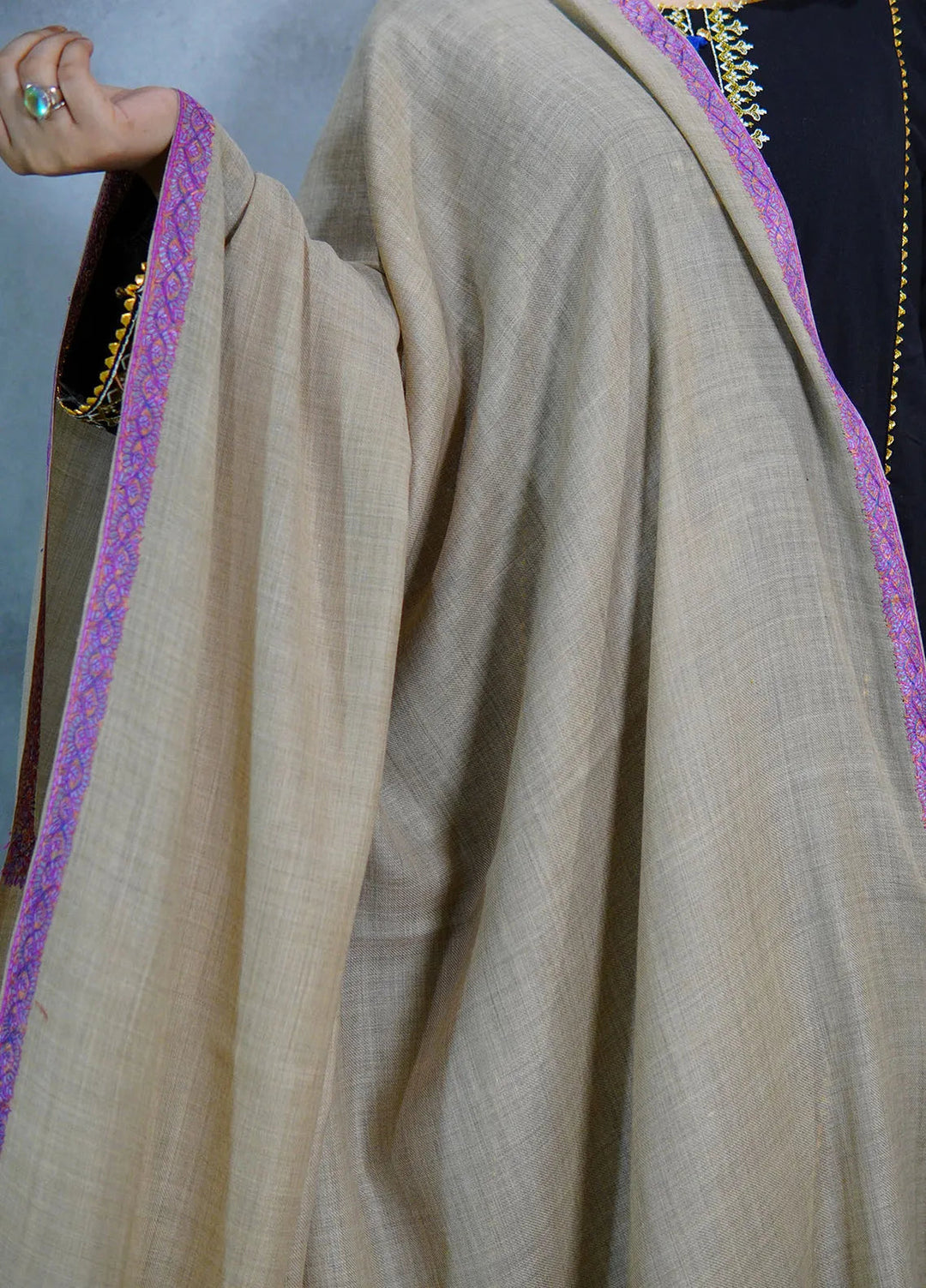 Sanaulla Exclusive Range Pashmina Shawl MAMA D-6 Brown 4 - Winter Collection