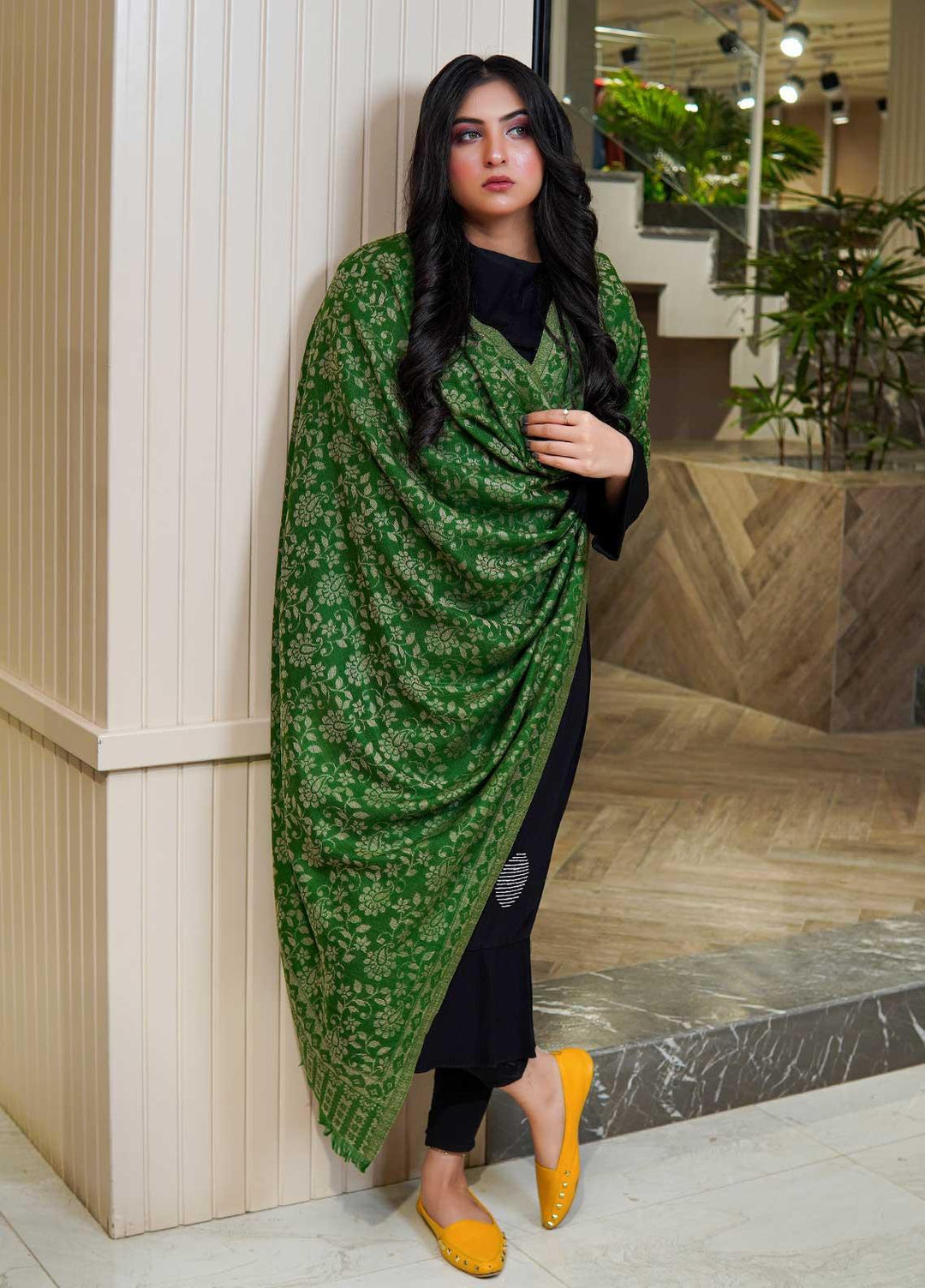 Sanaulla Exclusive Range  Pashmina  Shawls MAMA-35 Green-1 - Pashmina Shawls