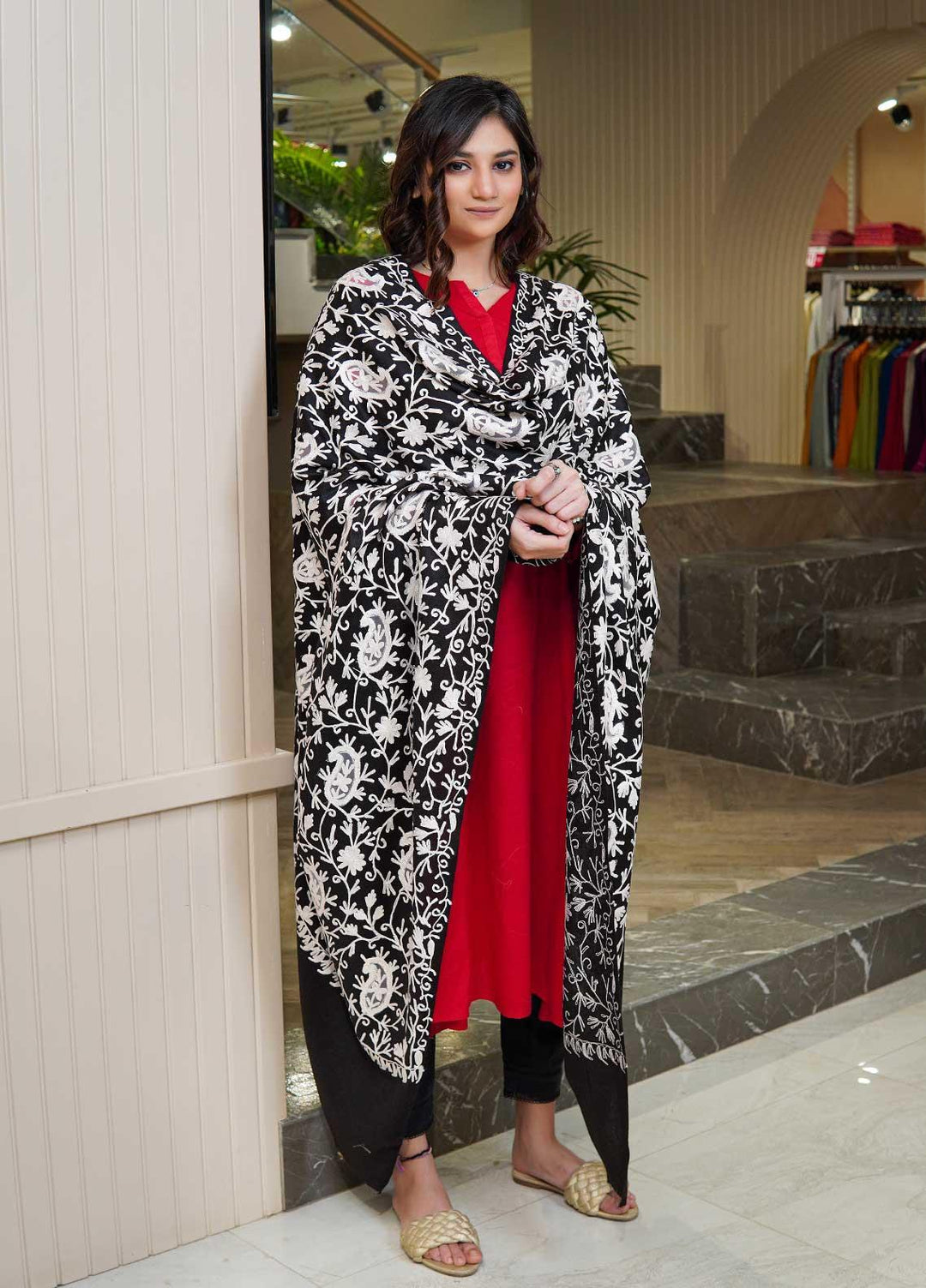 Sanaulla Exclusive Range  Pashmina  Shawls AKP-14 Black 02 - Pashmina Shawls