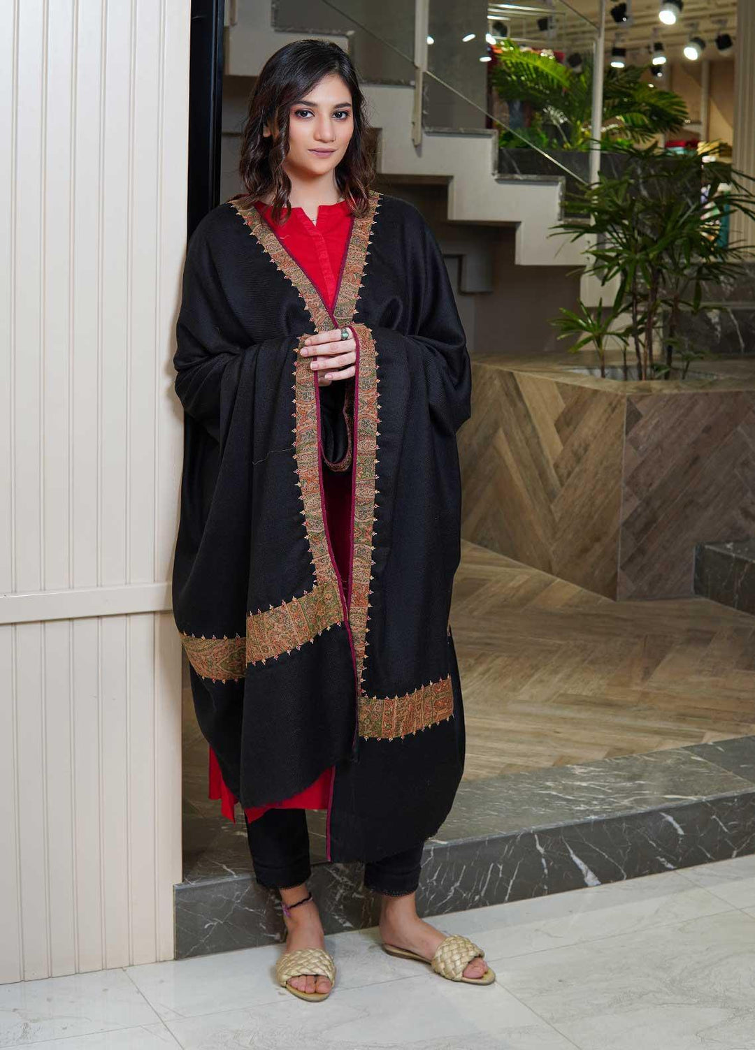 Sanaulla Exclusive Range  Pashmina  Shawls AKP-18 Black - Pashmina Shawls