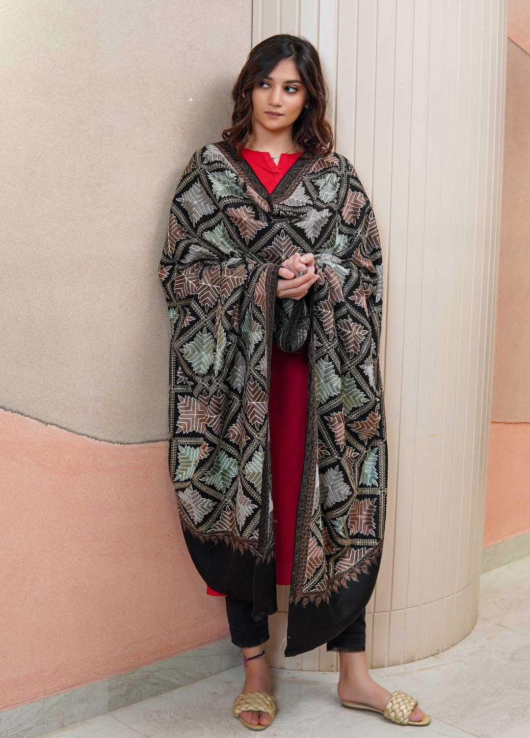 Sanaulla Exclusive Range  Pashmina  Shawls Zarri Nalki Pasily Jaal AD KPS-43 Black - Pashmina Shawls