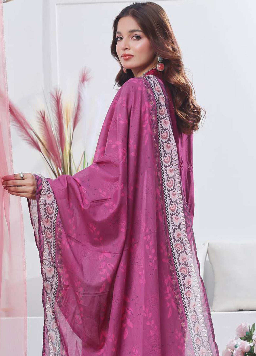 Saphron Pret Chikankari Lawn 3 Piece Suit SPH25CE D-04