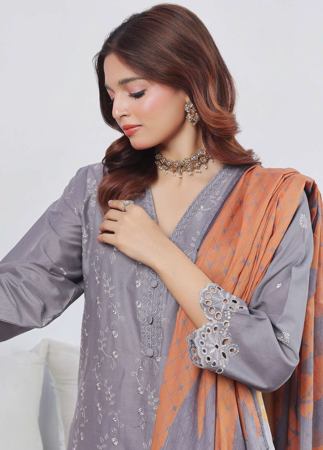 Saphron Pret Chikankari Lawn 3 Piece Suit SPH25CE D-06