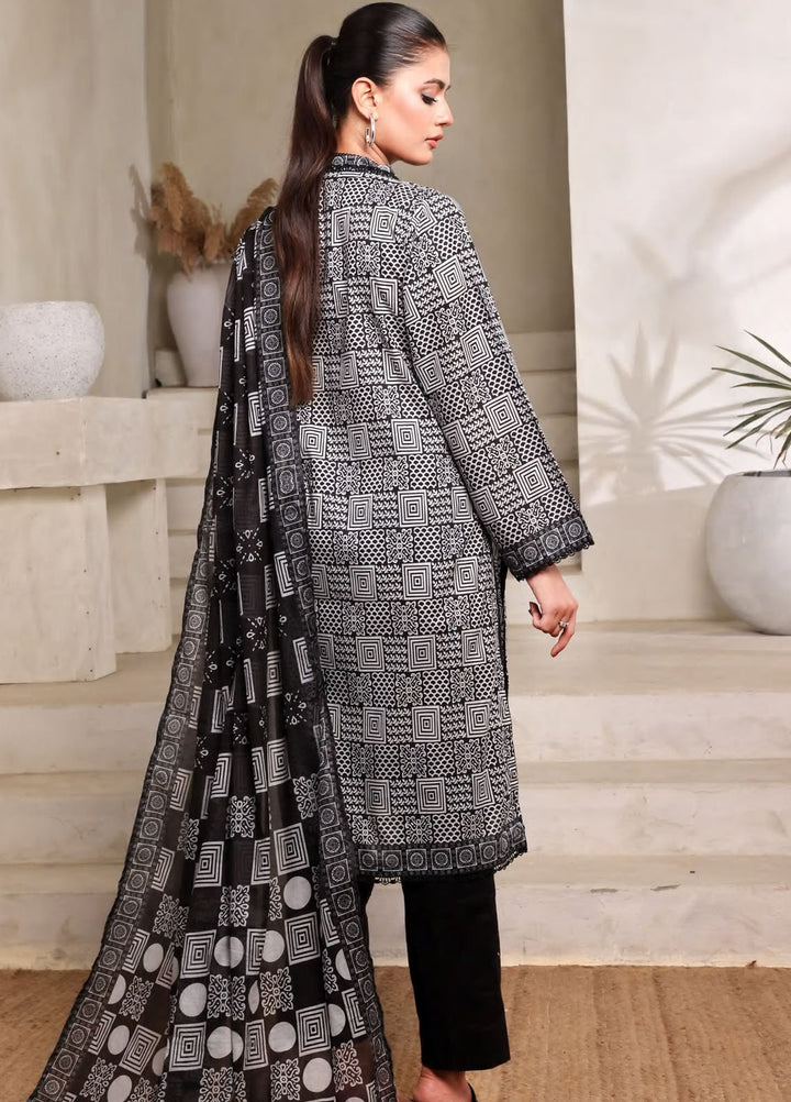 Saphron Pret Printed Lawn 3 Piece Suit D-06