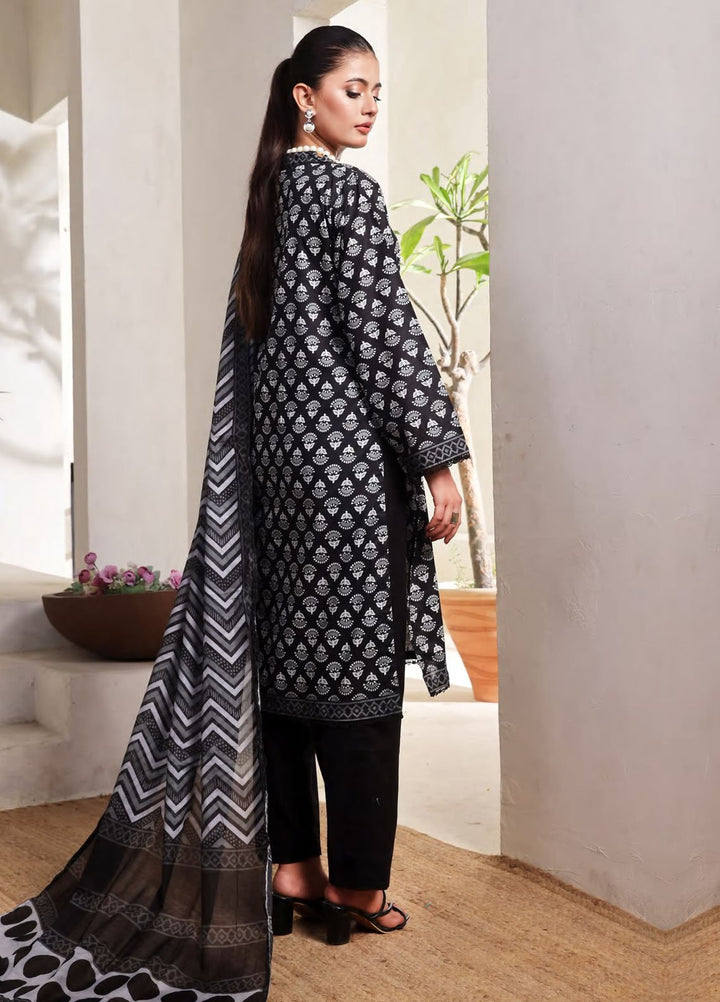 Saphron Pret Printed Lawn 3 Piece Suit D-08