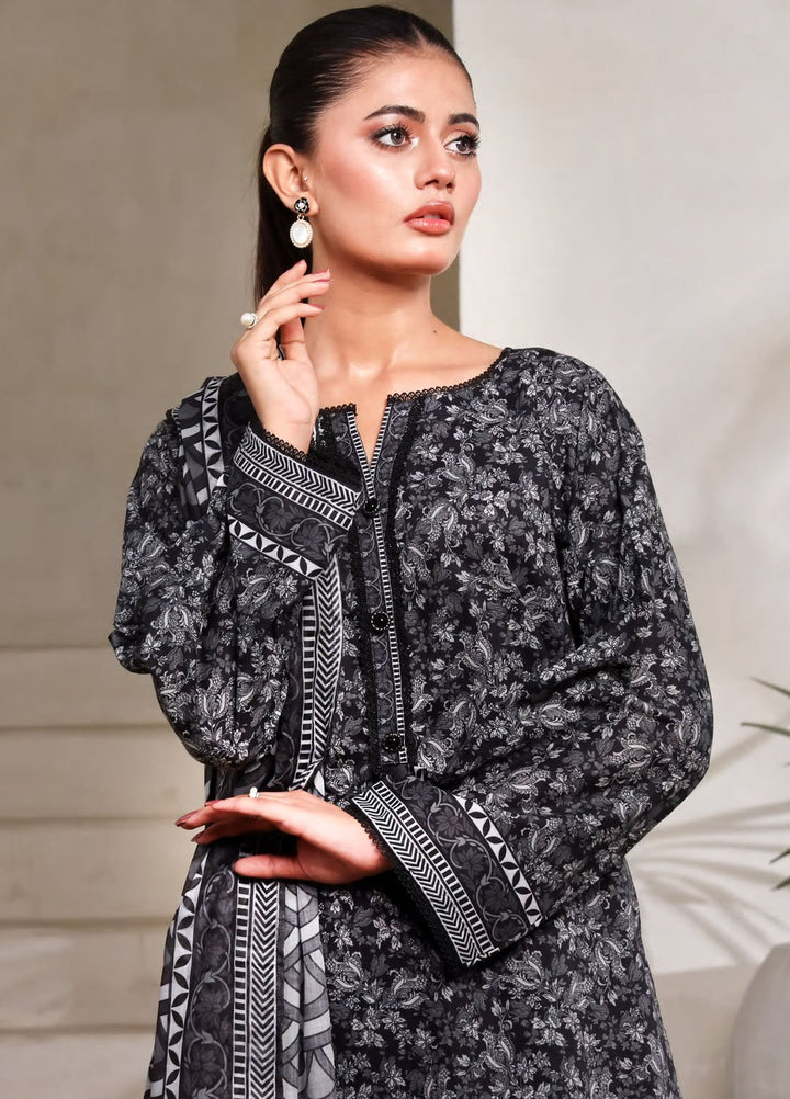 Saphron Printed Lawn Suits Unstitched 3 Piece SPH25BNW D-02 - Black & White Collection