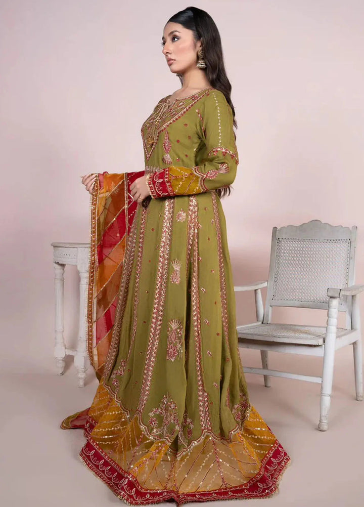 Sara Jahan Pret Embroidered Chiffon 3 Piece Suit Benazeer