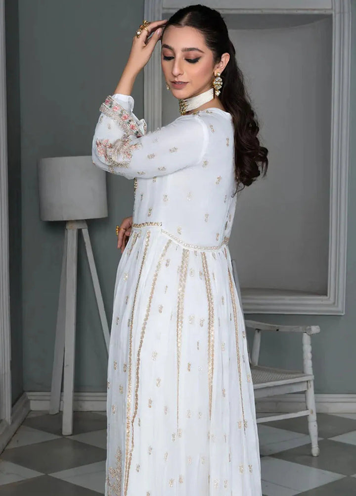 Sara Jahan Pret Embroidered Chiffon 3 Piece Suit White Gold