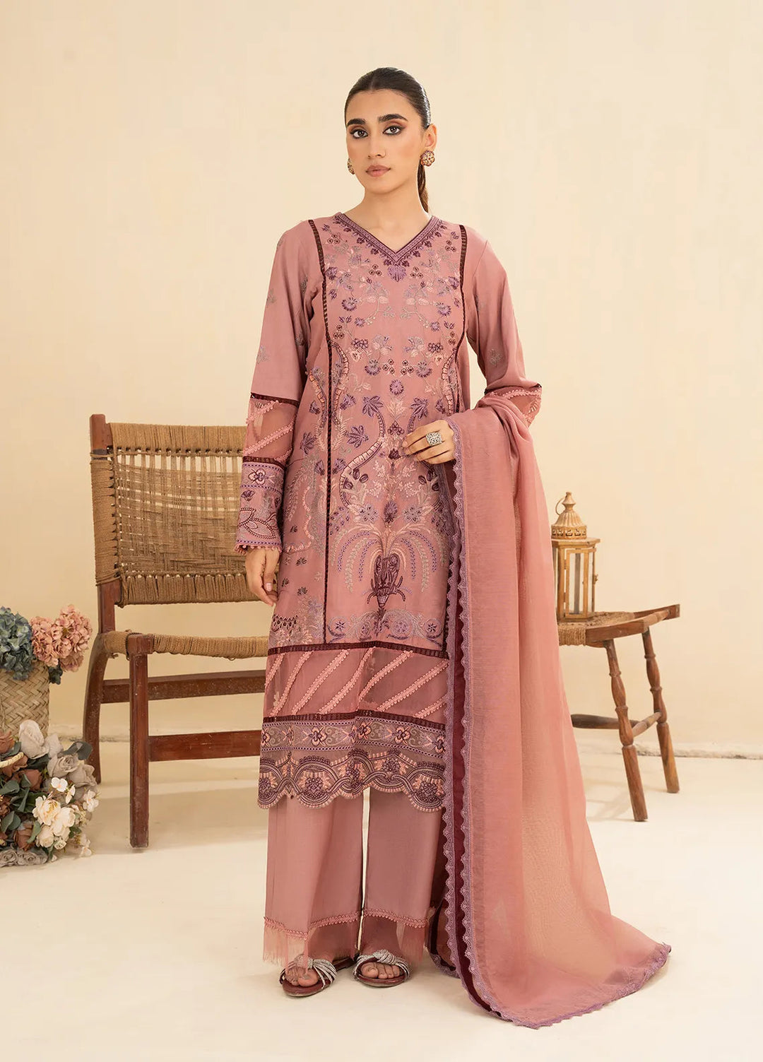 Sara Jahan Pret Embroidered Cotton 3 Piece Suit Zaibtan