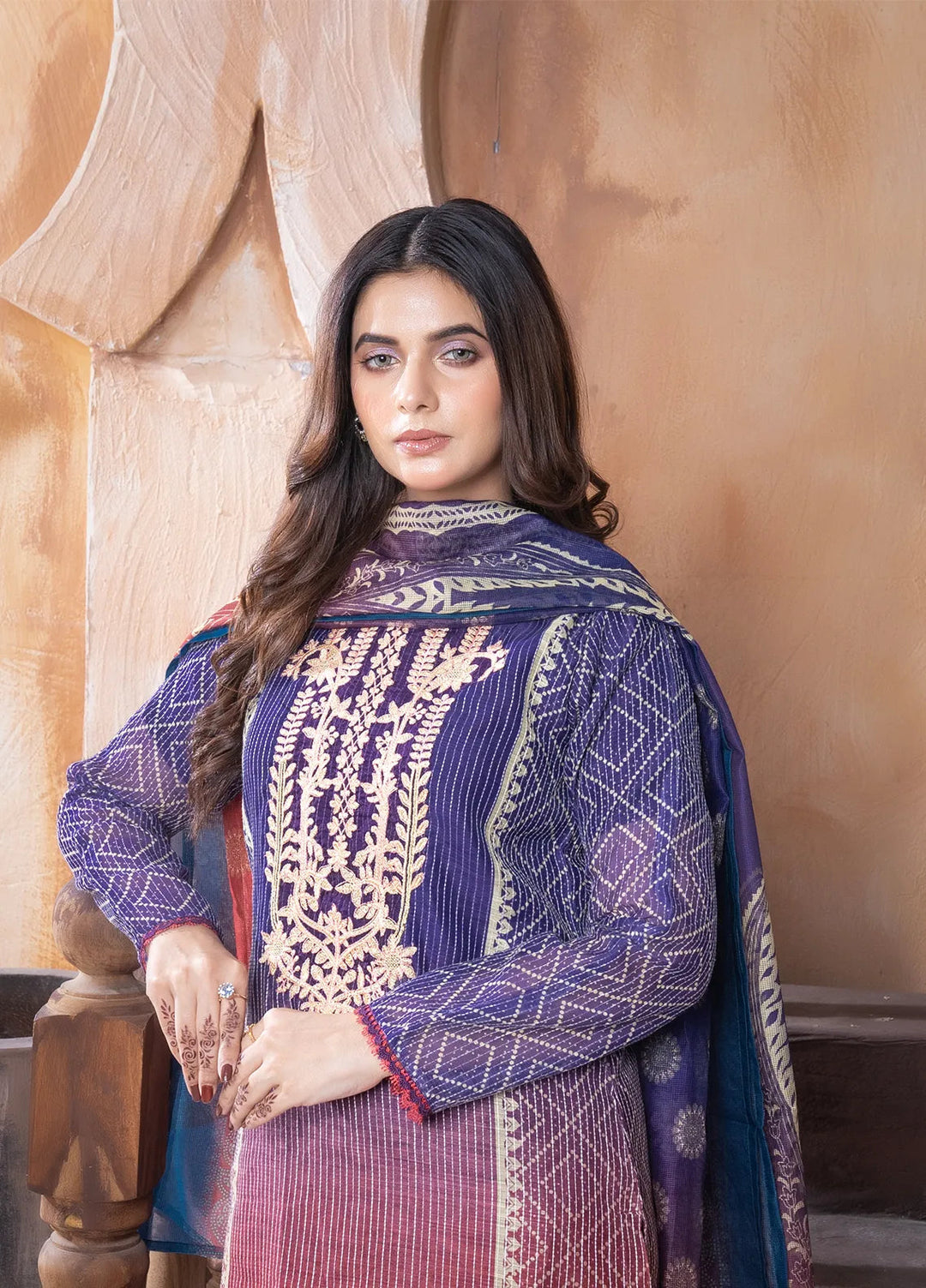 Sara Jahan Pret Embroidered Viscose 3 Piece Suit Zamda