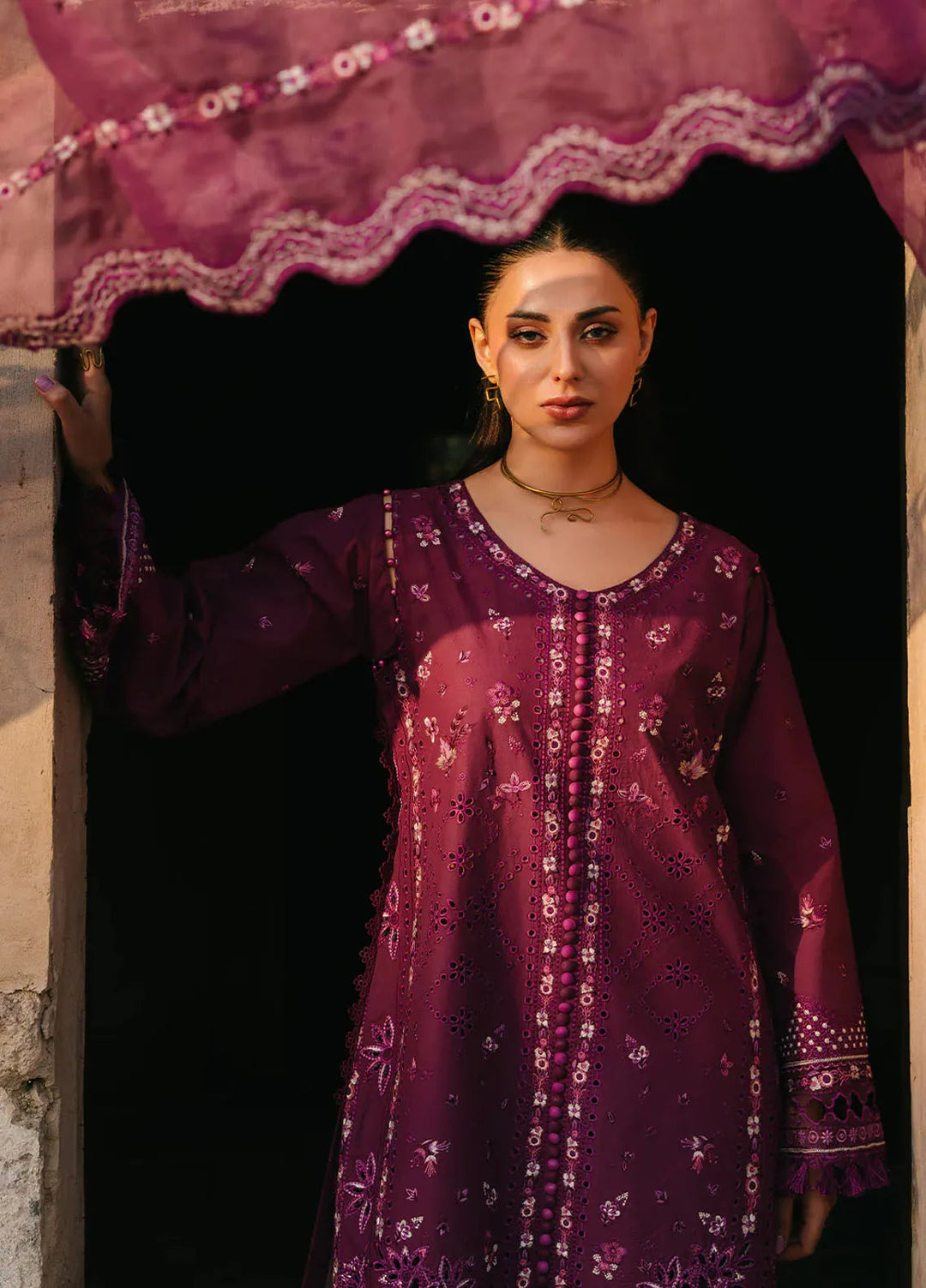 Sarang by Fiona Pret Embroidered Lawn 3 Piece Suit Feride