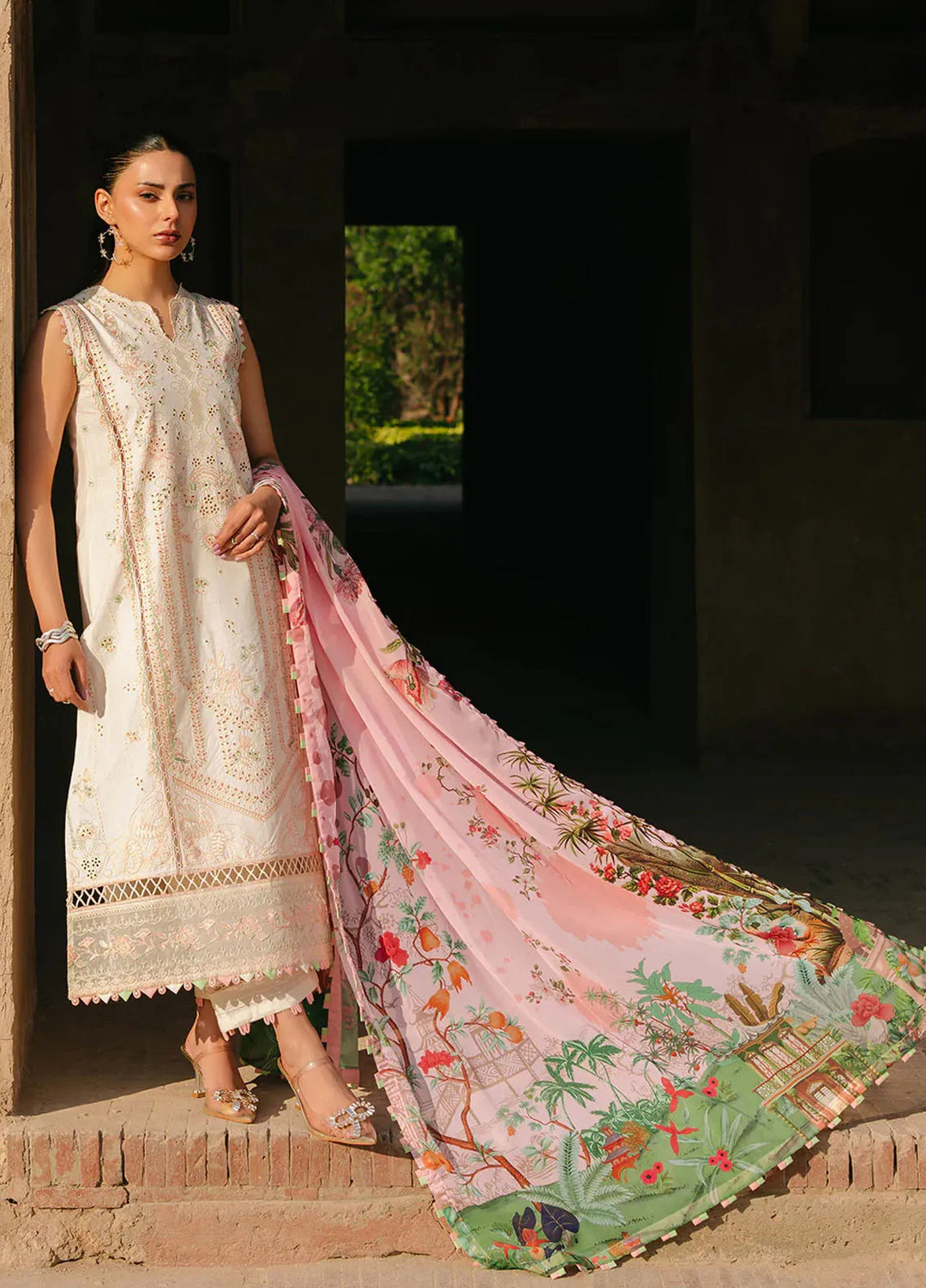 Sarang by Fiona Pret Embroidered Lawn 3 Piece Suit Nevin