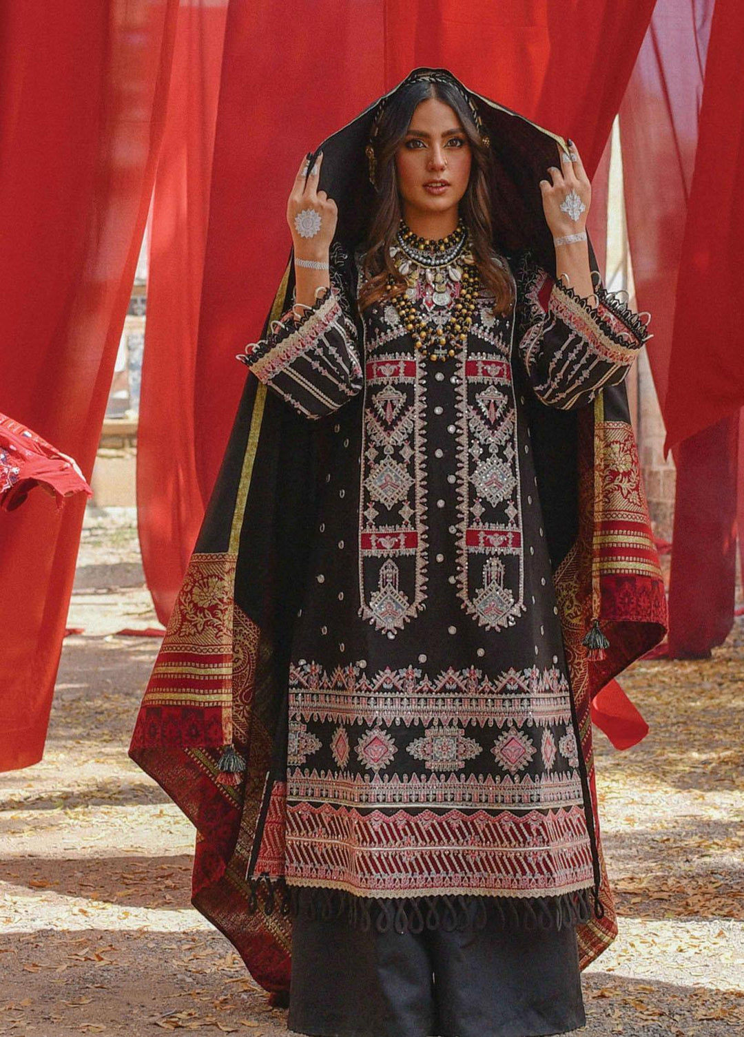 Sayonee by Qalamkar Embroidered  Suits Unstitched 3 Piece QLM22SL K-02 Haram - Luxury Collection