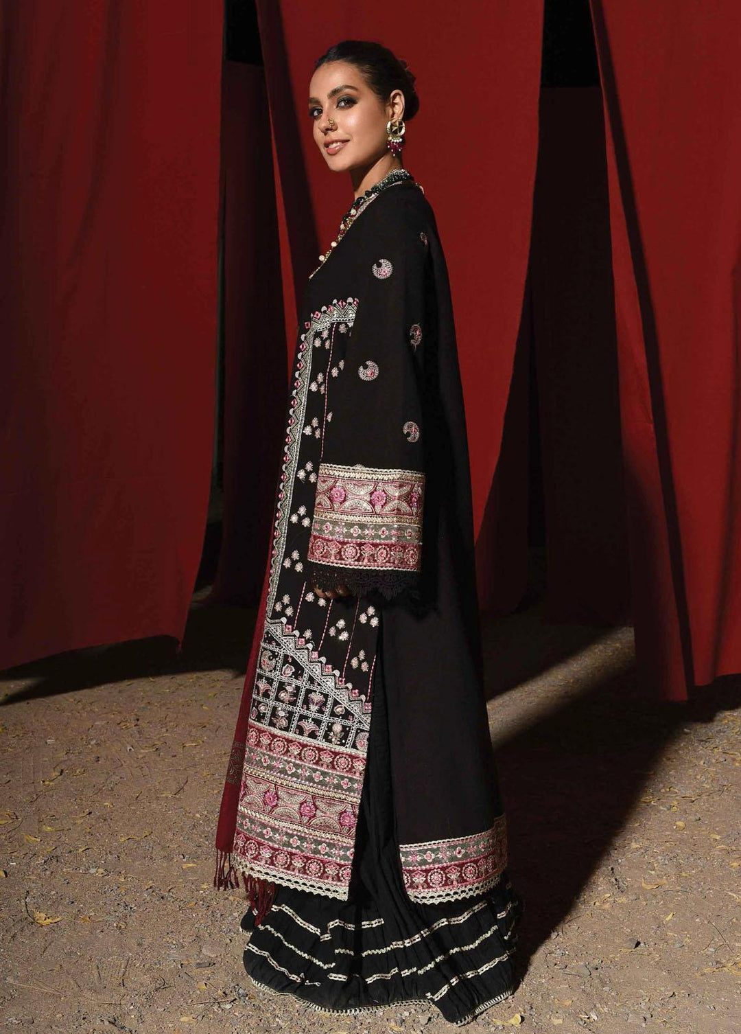 Sayonee by Qalamkar Embroidered  Suits Unstitched 3 Piece QLM22SL K-05 Faha - Luxury Collection