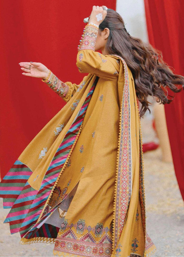 Sayonee by Qalamkar Embroidered  Suits Unstitched 3 Piece QLM22SL K-07 Mehreen - Luxury Collection